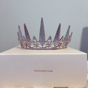 Crown tiara